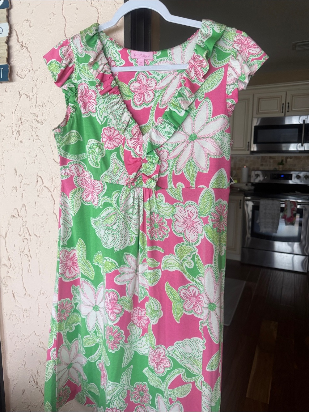 Lilly Pulitzer Pink and Green Floral Print - Picture 7 of 7
